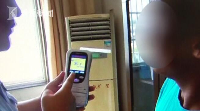 视频|糊涂司机酒后开着摩托去交警队年检 一次