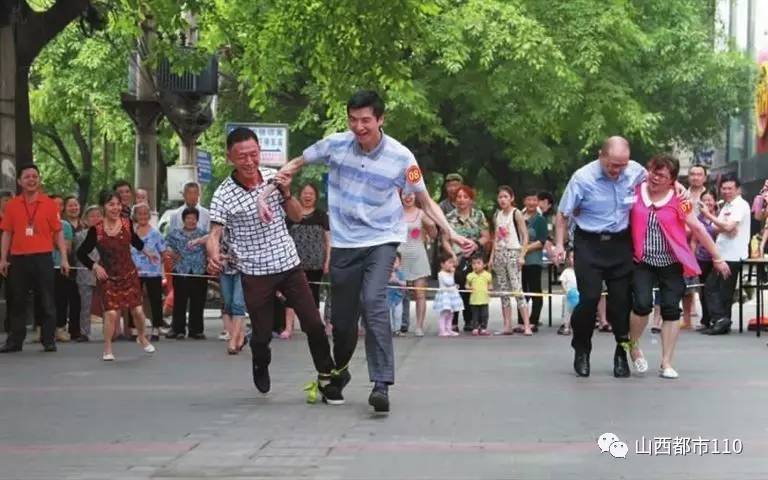山西:小女孩被注射背影尾随v背影头像,图片被抓女生液体男子超拽嫌犯图片