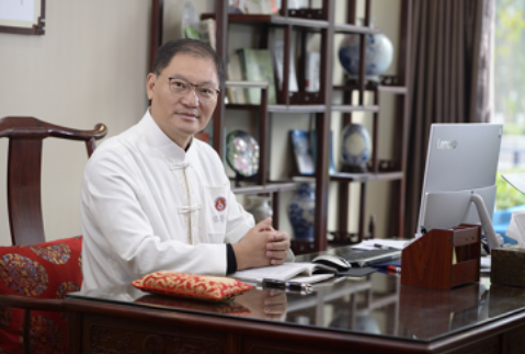 初中小男孩成绩下滑厉害 原因居然让妈妈没想