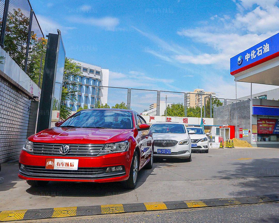 【实测】15万内最火的3台轿车,坐上去最舒服的竟是Ta!