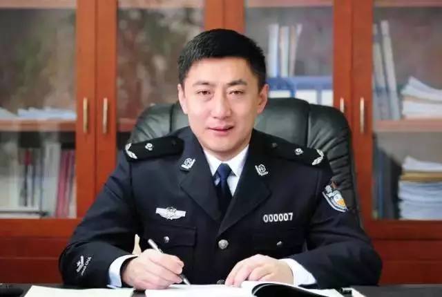 王瑛玮任贵州省公安厅党委副书记常务副厅长闵建任副厅长