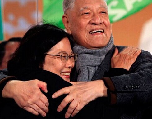 \'台网友票投"台湾的历史罪人"