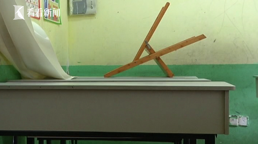 视频|体罚学生?家长积怨爆发抡板凳狠砸托管老