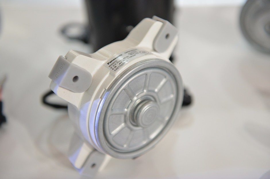 表里如一?4399元小米空调内部拆解曝光