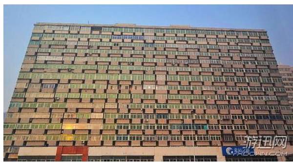 大楼现300多阳台