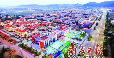 兴宁     毅德城     沿着梅河高速进入兴宁市,刚过兴宁市西出口