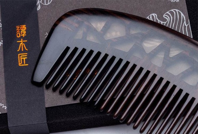 20年只做梳子,谭木匠(00837)能靠梳子赚多少钱