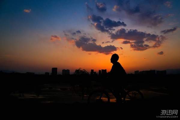 国内游戏测试员的心声:任人鱼肉,我出卖了自己