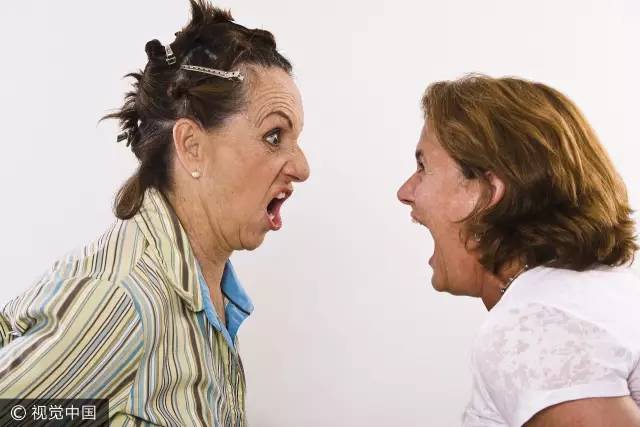 一纸诉状,年近八旬老人将女儿告上法庭!遗产传