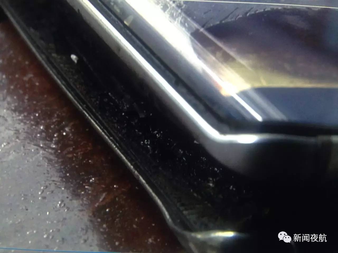 早上晨练,三星S6手机莫名自燃!客服人员一声