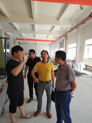 走访会员 探访需求重庆浙江苍南商会班子成员