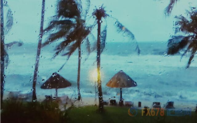 强台风正面袭击香港10号风球高悬,港交所休市