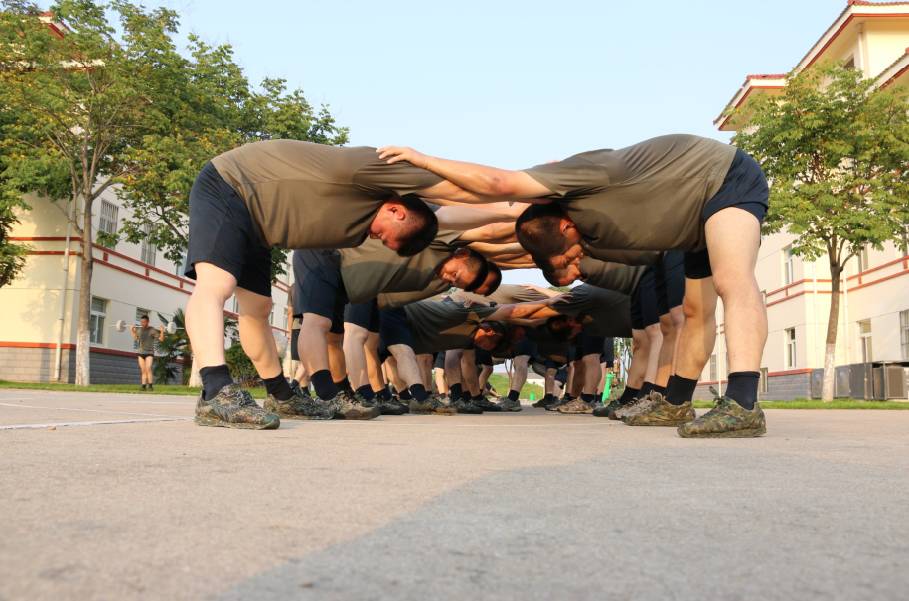 从学员到军官如何顺利转身?特战连长送你7件