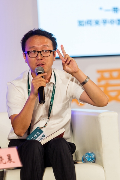 新疆人均gdp与哈萨克斯坦_哈萨克斯坦与中国