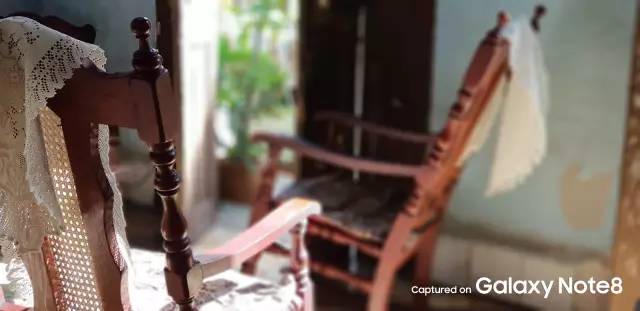 安卓新机皇竟是它!双摄像头全面屏 拍照秒天秒