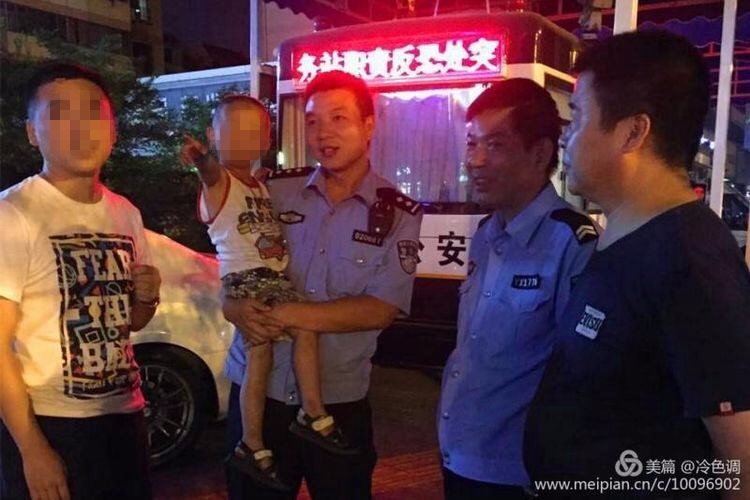 搜索老人跳的广场舞 OA0M-fykkfas7092593.jpg