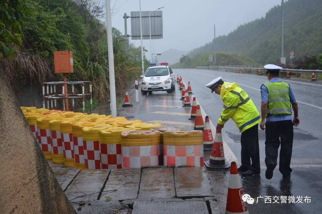 台风来了…看看这些人都做了什么?!|高速公路