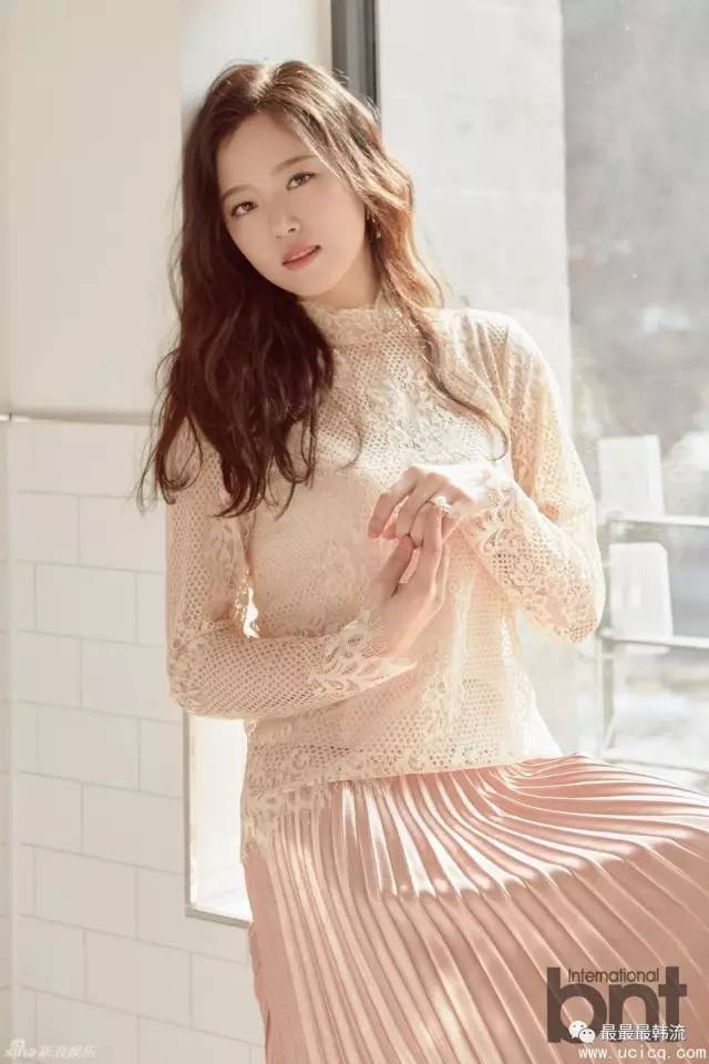 王大陆姜汉娜疑似同居?然而吃瓜群众更好奇他俩接吻的