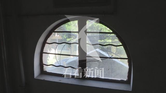 夫妻吵架闹离婚 丈夫一怒之下掐死妻子 尸体3