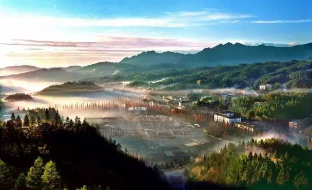 湖南人凭身份证,免费or半价游中国!瀑布草原古