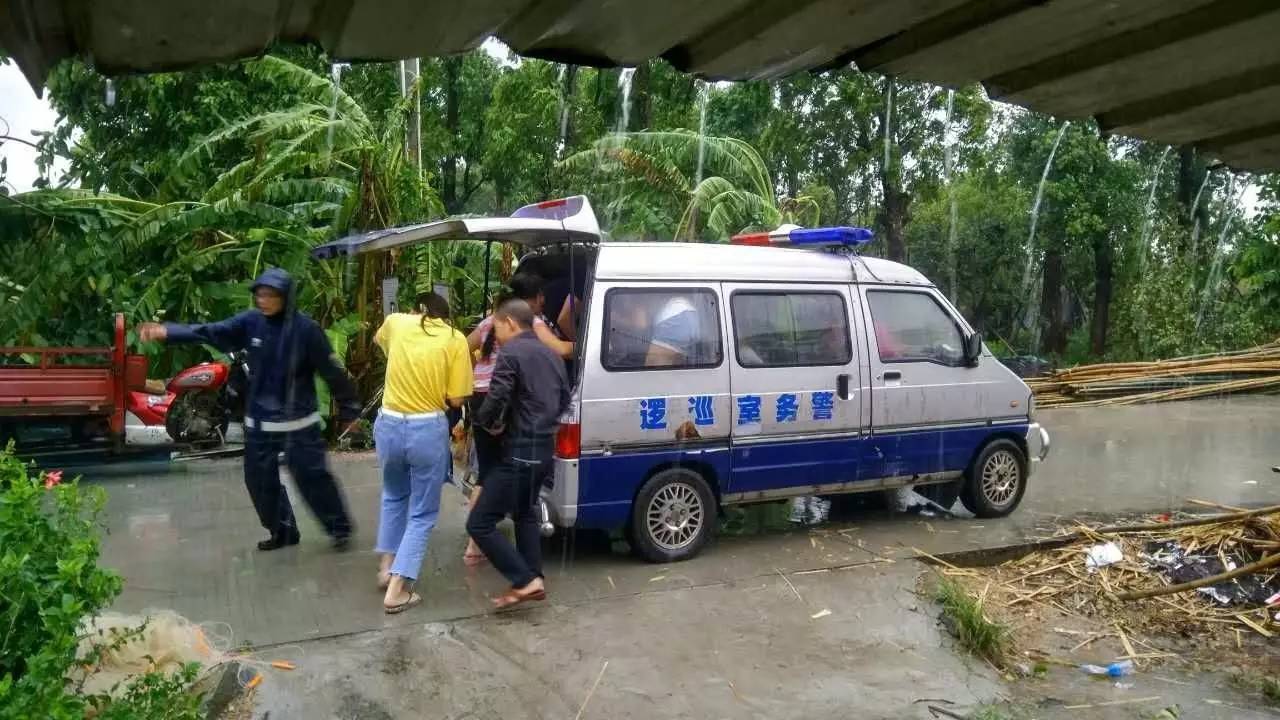 台风"帕卡"今天上午登陆台山,最大风力12级!