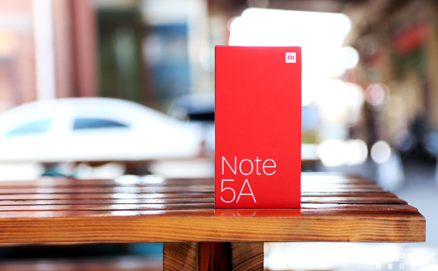红米 Note 5A 图赏:面向线下渠道的多彩「百元