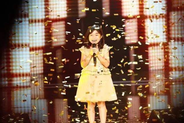 夜听 | 9岁中国小萝莉谭芷昀直通美国达人秀总
