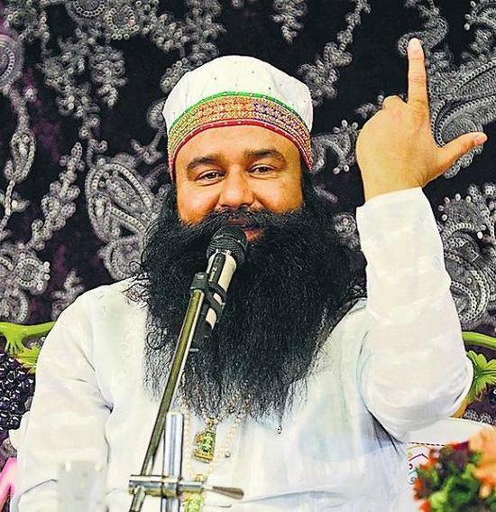 犯有强奸罪和刑事恐吓罪的印度宗教组织&ldquo;真神宫&rdquo;头目辛格（资料图）