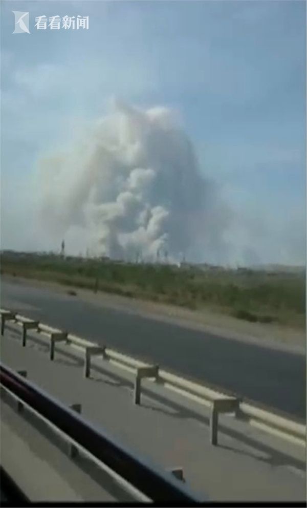 3b9499aa720a7f003c6e06ec6a8c1e20.jpg 阿塞拜疆一军火库发生爆炸 造成至少6人受伤