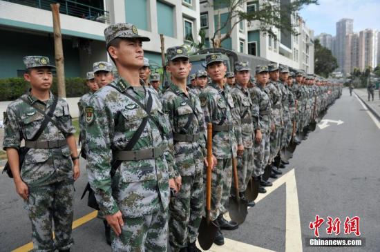 解放军驻澳部队完成协助救灾任务 返回驻地|澳