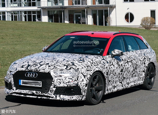 新奥迪RS4 Avant路试谍照 有望明年亮相