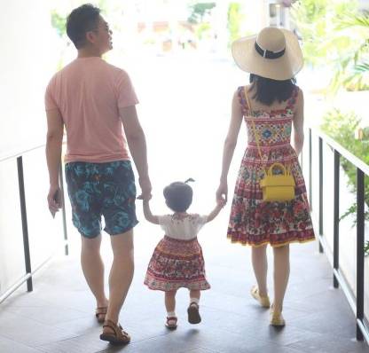 14地成功入秋 | 11岁女孩被邻居多次性侵,喝农