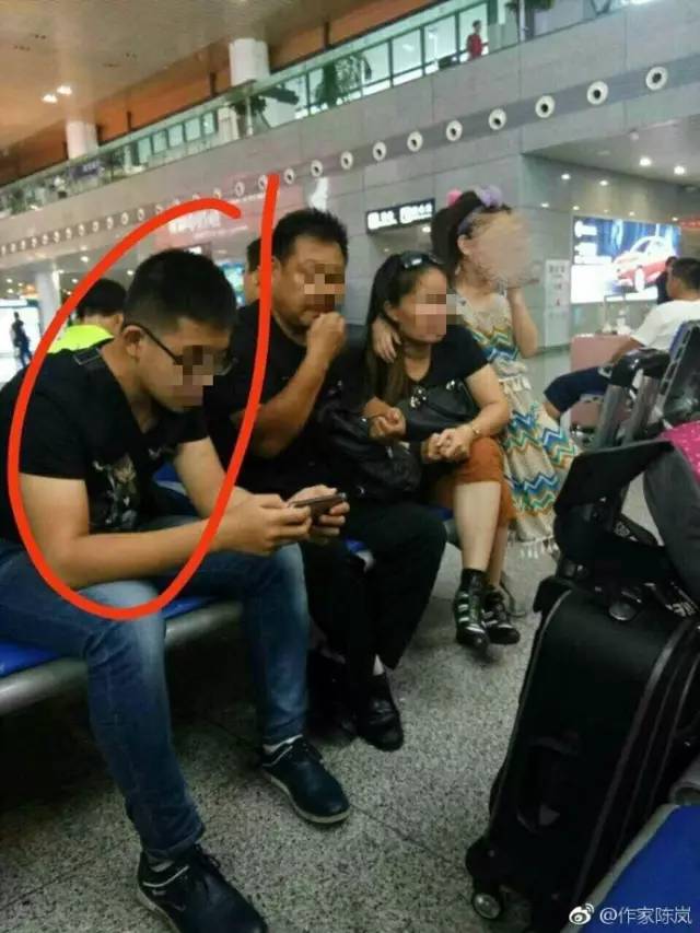 就在刚刚!这个火车站猥亵儿童的嫌犯被批捕!|火