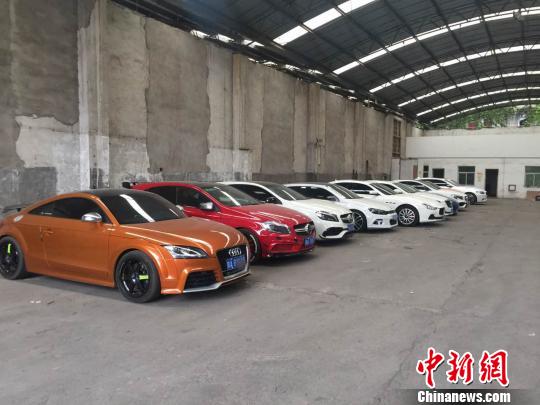 图为涉案车辆。 警方供图 摄