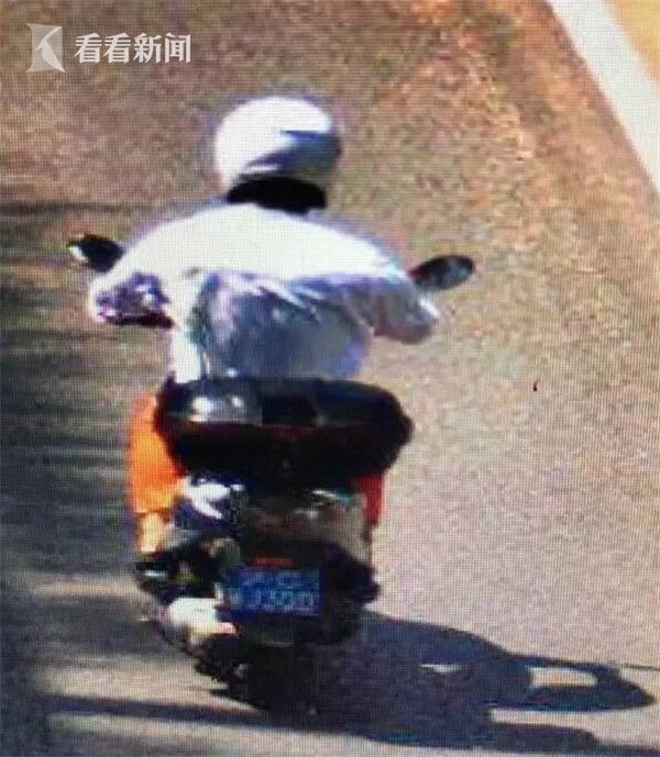 高架交警严查摩托车闯禁违法行为|摩托车|高