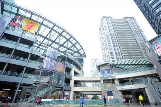 翠湖讲武堂小米轨…告诉你的亲戚朋友 昆明一