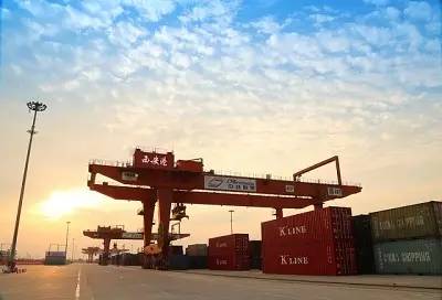 打造总部城市 让大西安的龙头扬起来 | 从刘强