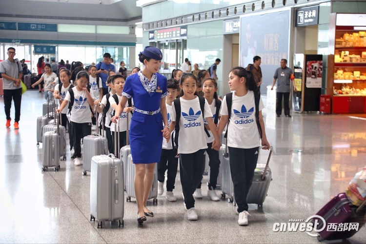 2017年暑运结束 西安铁路局62天发送旅客176