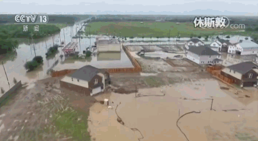 【“哈维”袭扰美国】休斯敦洪水未完全消退 加油站等仍被泡在水中