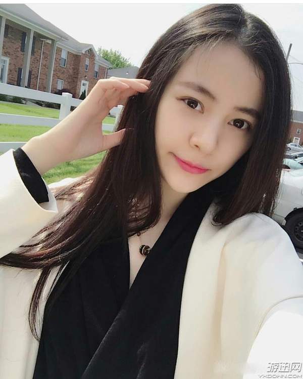 还记得3年前那位小智女友吗?她如今长这样(