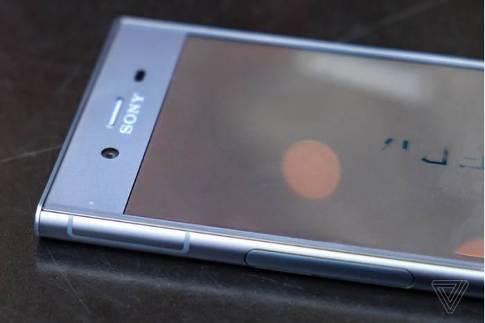 索尼发布两款新机 更新设计并且采用Android8