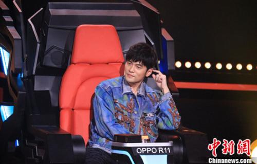 《中国新歌声》叶炫清终出战 胡斯默挑战无字