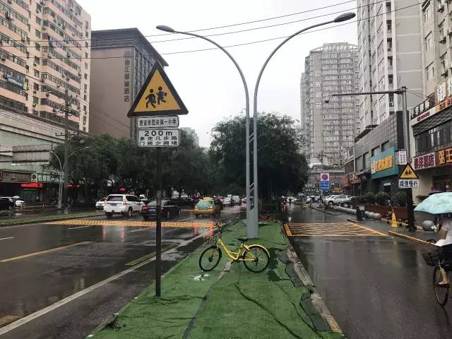 西安这些地方新增了交通标志标线,路过这里千