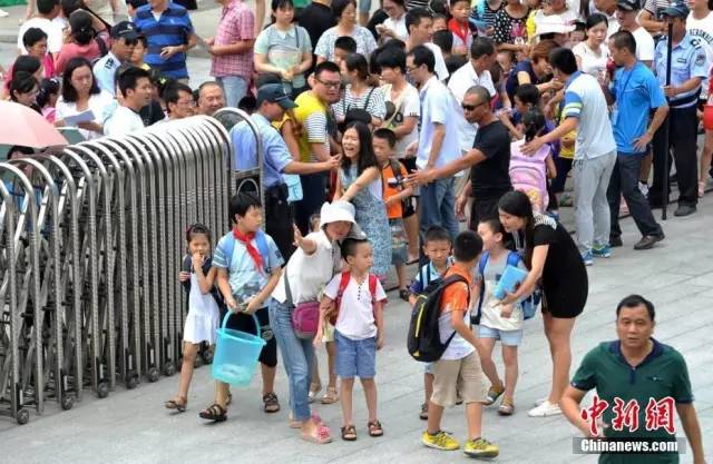 开学第一天,这些瞬间我们再也不会经历…第一