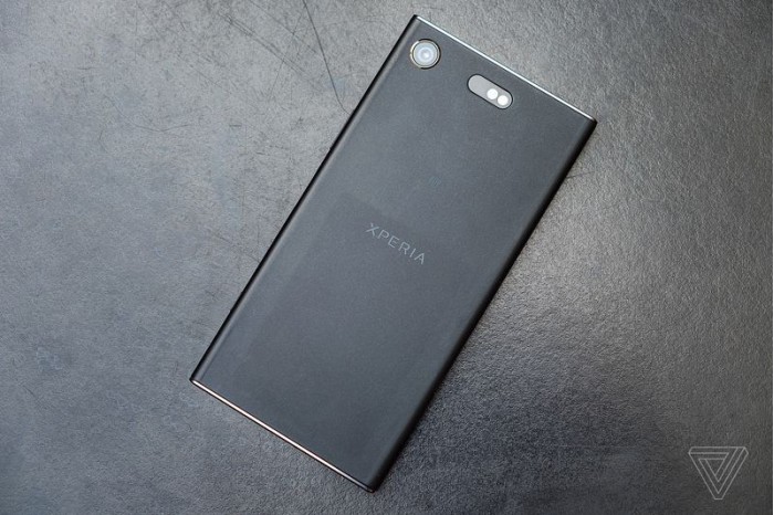 索尼发布两款新机 更新设计并且采用Android8