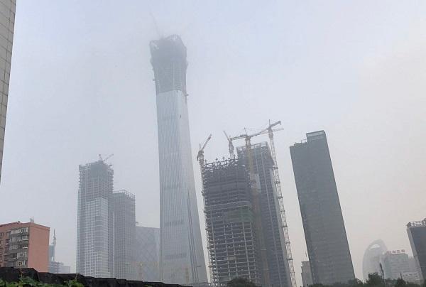 北京市气象台：房山今早有大雾 西部北部周末多降雨