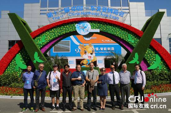 2017海外大V东北行:这项高新技术产品连歪果
