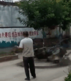 小姐姐表示今晚谁都别开车，咱们不醉不归。
