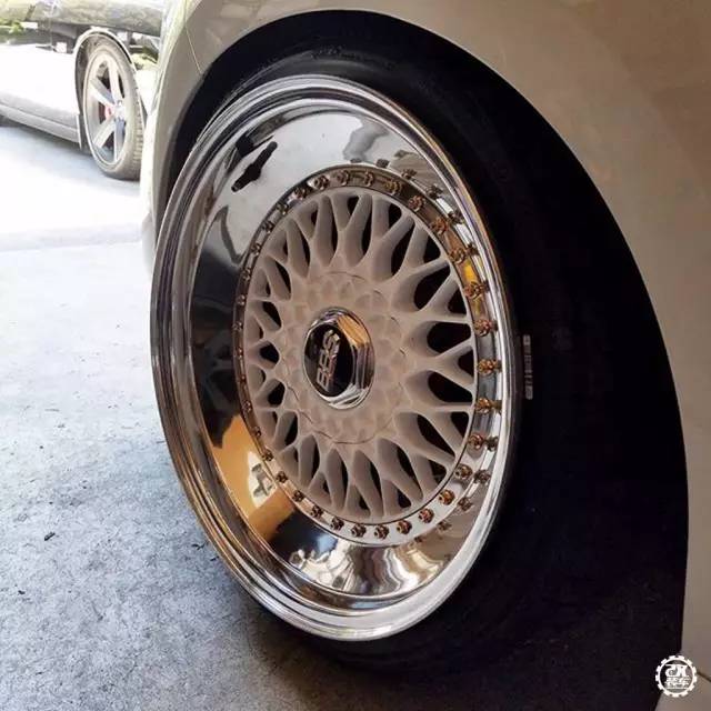 高尔夫GTI改装到400匹强悍实力!