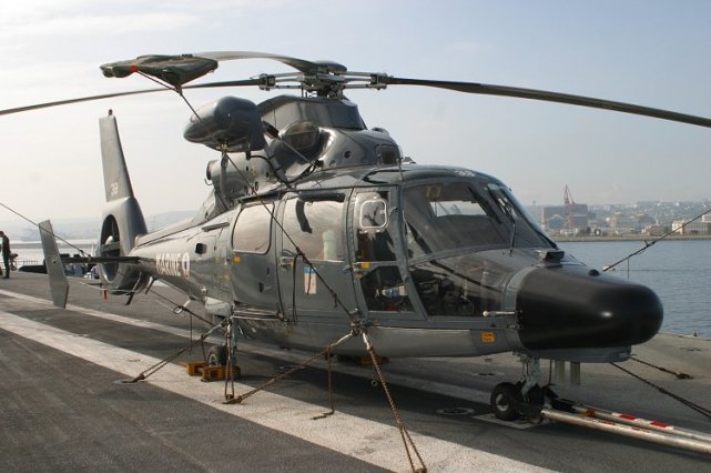 法国海军的“海豚”直升机